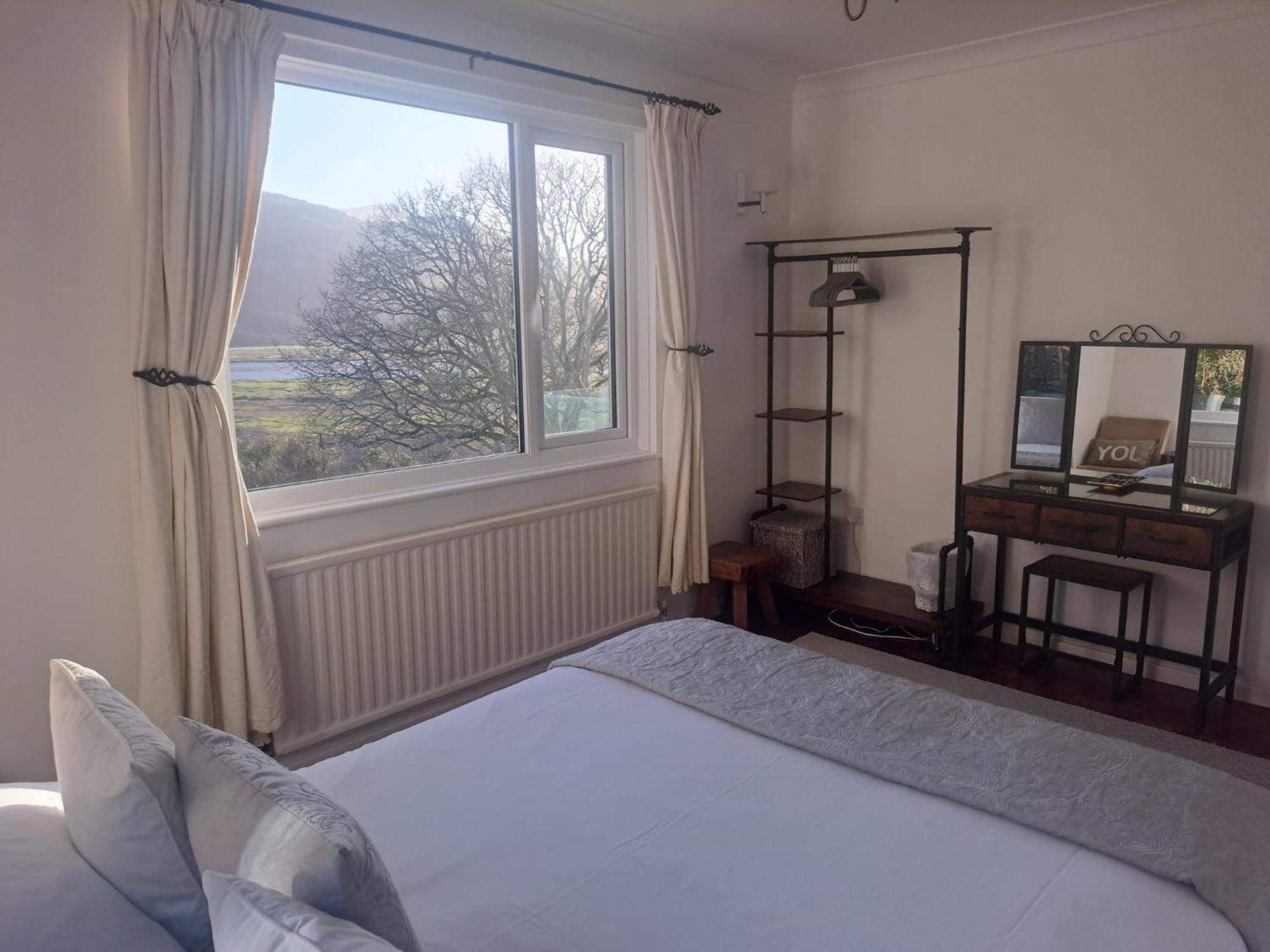 Villa Snowdonia Mawddach Escape à Dolgellau Extérieur photo