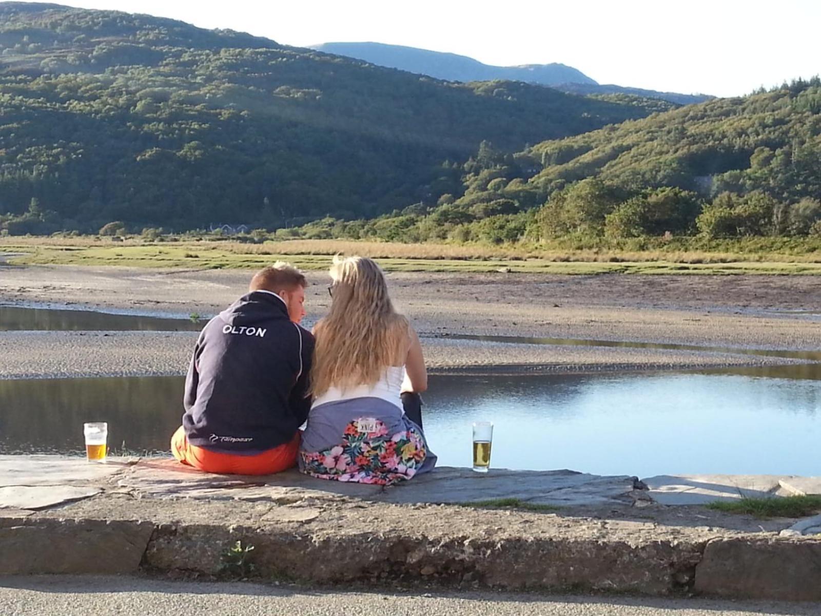 Villa Snowdonia Mawddach Escape à Dolgellau Extérieur photo