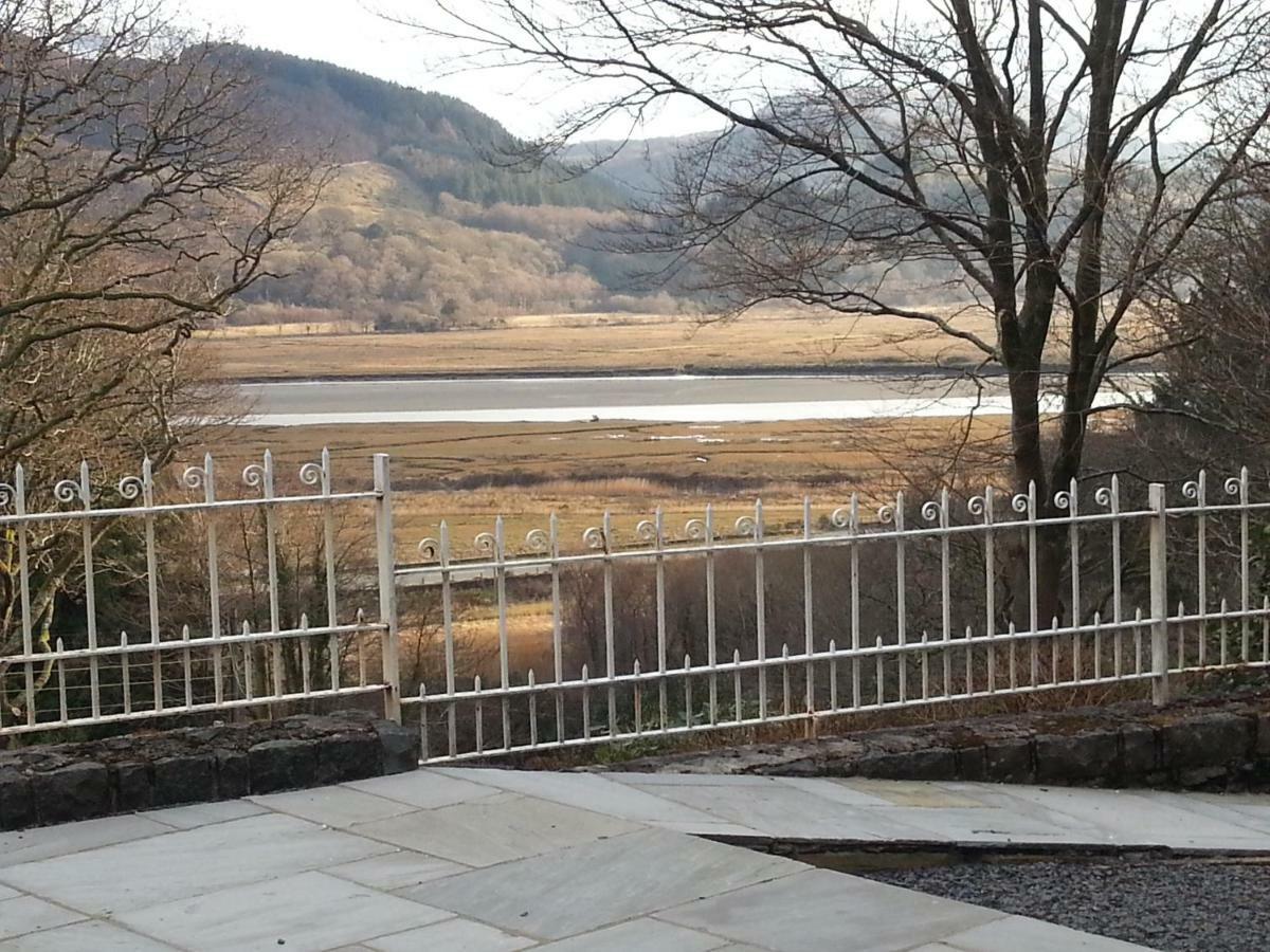 Villa Snowdonia Mawddach Escape à Dolgellau Extérieur photo