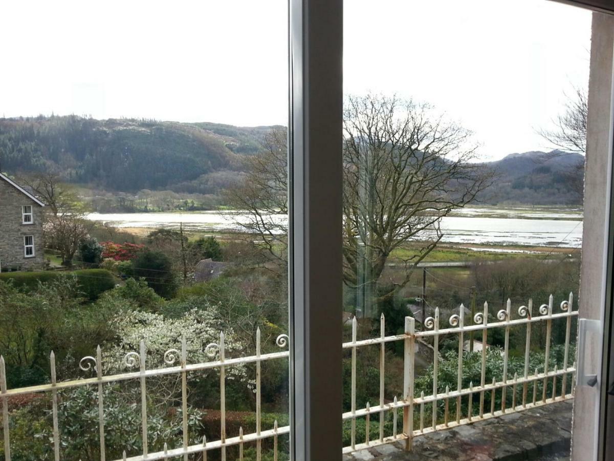 Villa Snowdonia Mawddach Escape à Dolgellau Extérieur photo